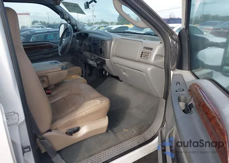 2004 Ford F-350 Lariat/Xl/Xlt from USA, damaged, VIN 1FTSW31P44ED52897